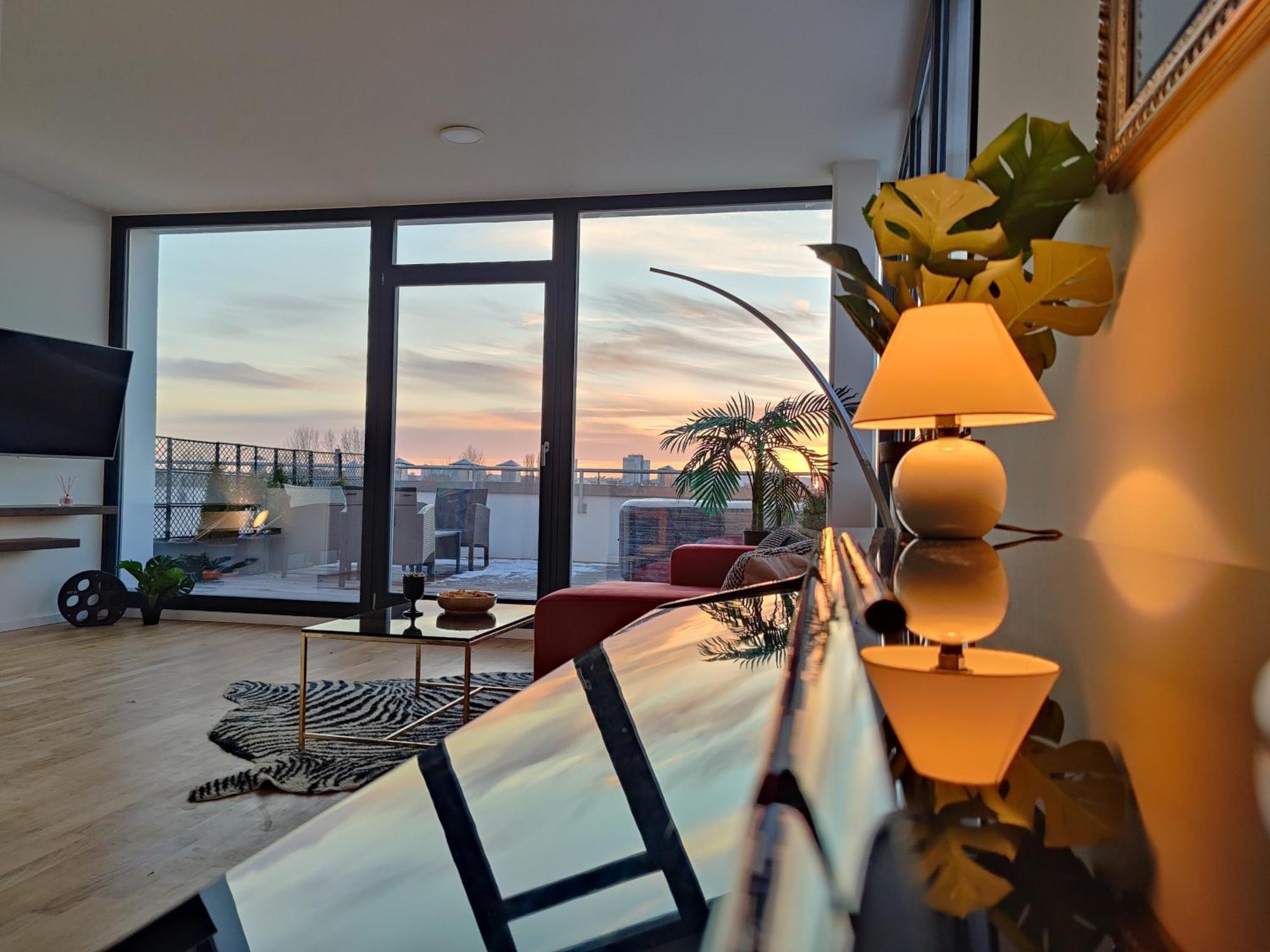 Maisonette-Penthouse Inklusive Whirlpool Ueber Den Daechern Von Magdeburg Eksteriør billede